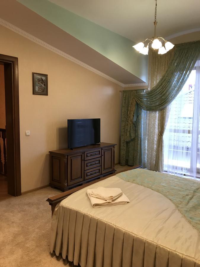 Дворівневі Апартаменти Antique Ternopil Luaran gambar
