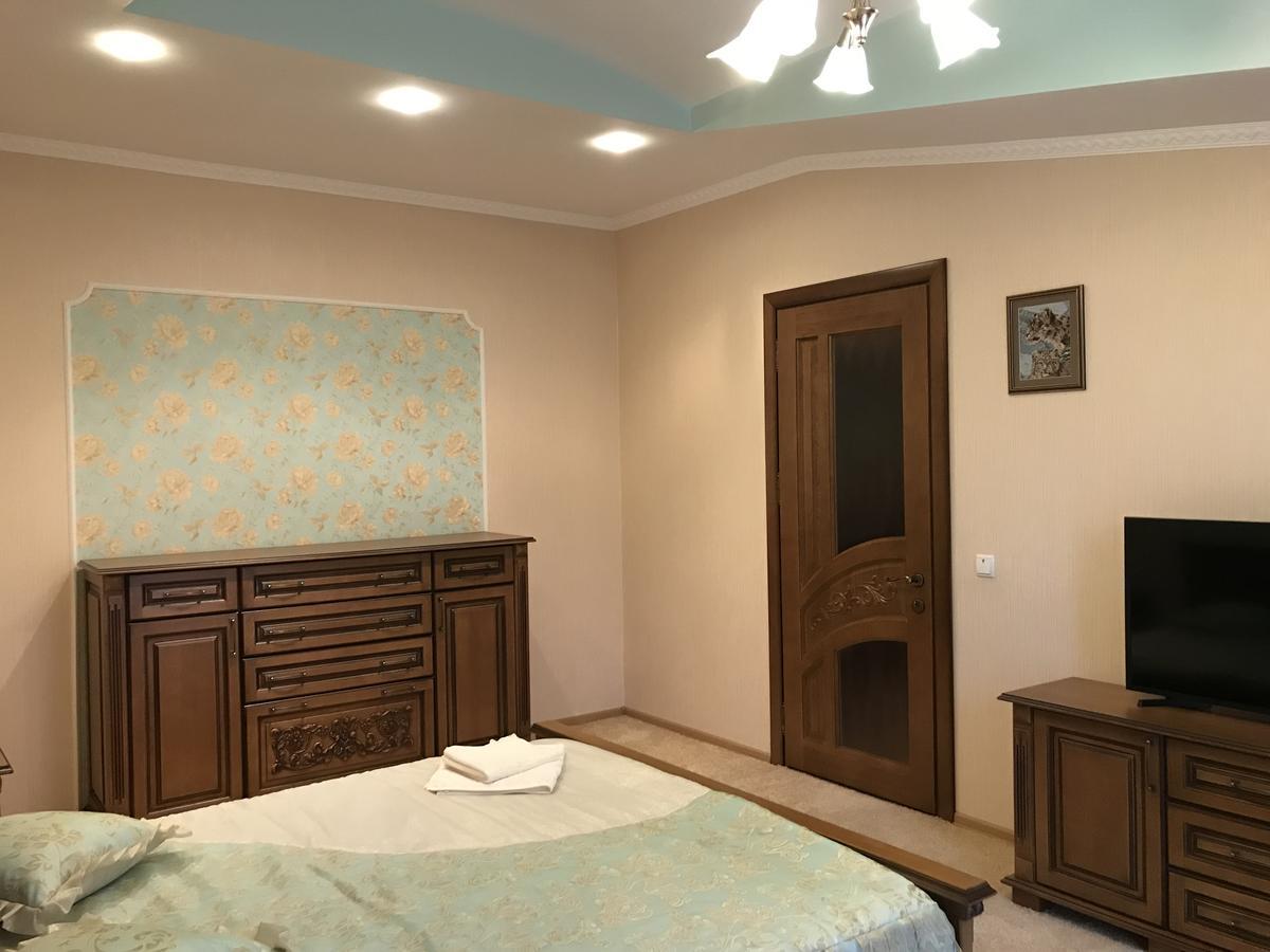Дворівневі Апартаменти Antique Ternopil Luaran gambar